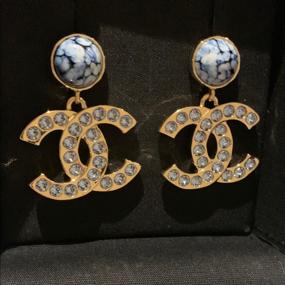 Brand new summer  2025 collection, authentic Chanel Gold /Blue Crystal Earrings - Picture 1 of 17